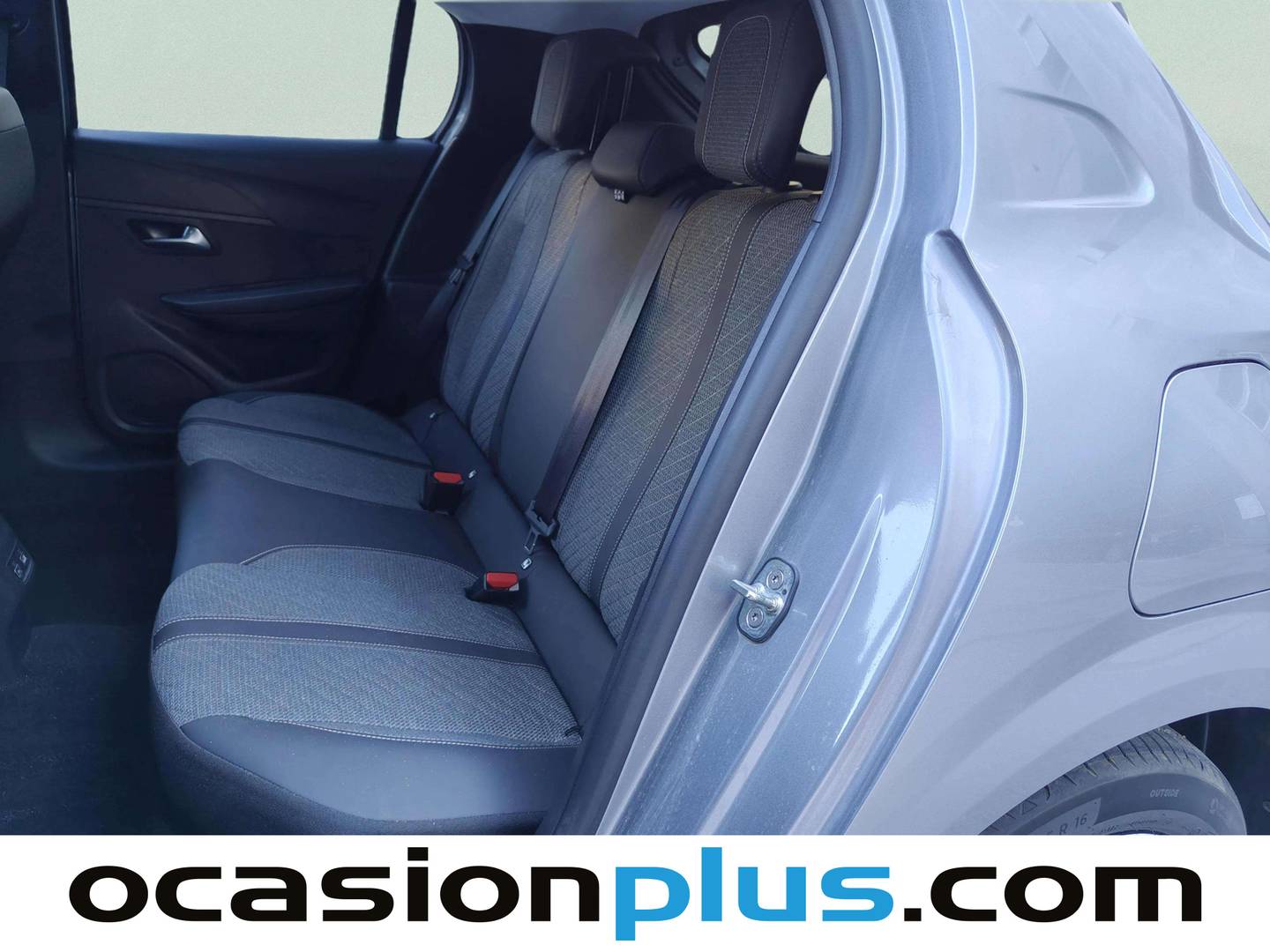 Foto asientos traseros Peugeot 208 Peugeot 208 PureTech 100 Allure (100 CV)
