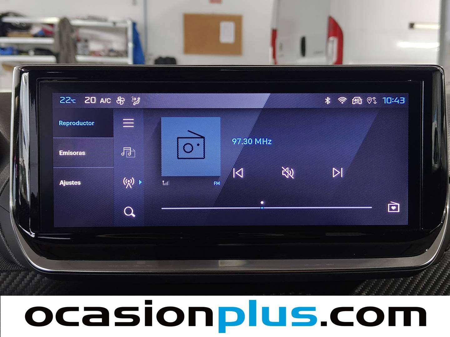 Foto Peugeot 2008 Peugeot 2008 PureTech 130 S&S Allure EAT8 (130 CV)