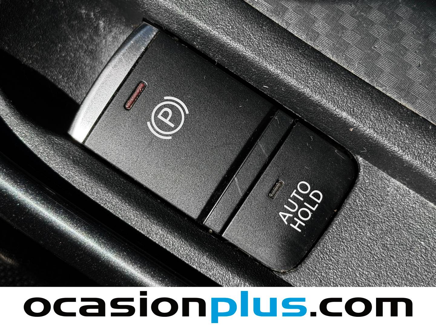 Extras del Nissan JUKE Nissan Juke DIG-T N-Connecta 4x2 DCT (117 CV)