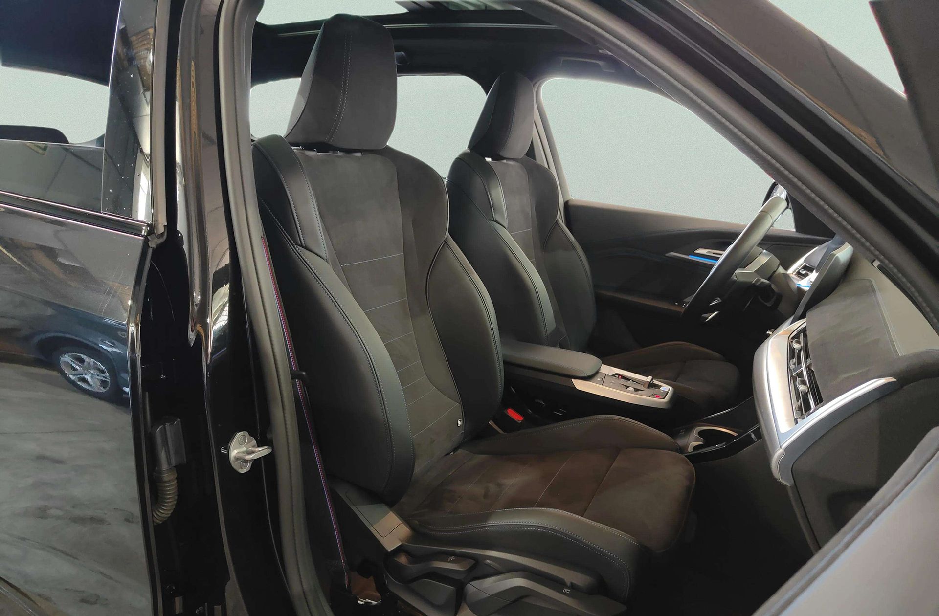 BMW iX1 eDrive20 - foto 23