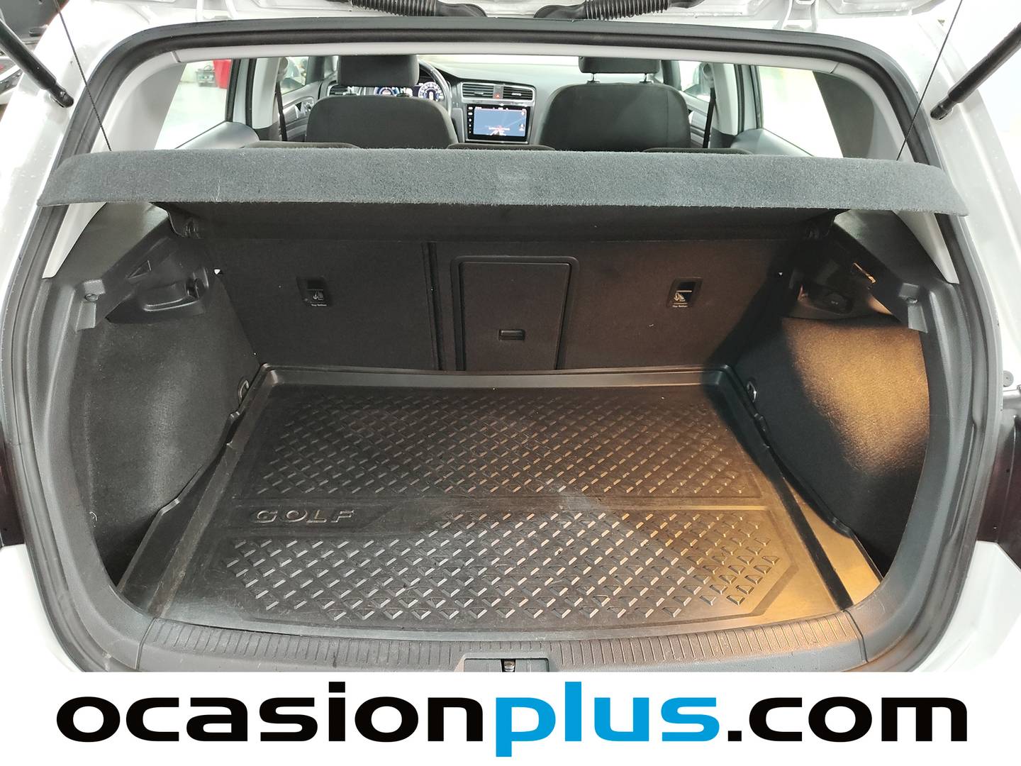 Fotos maletero Volkswagen Golf Volkswagen e-Golf ePower (136 CV)