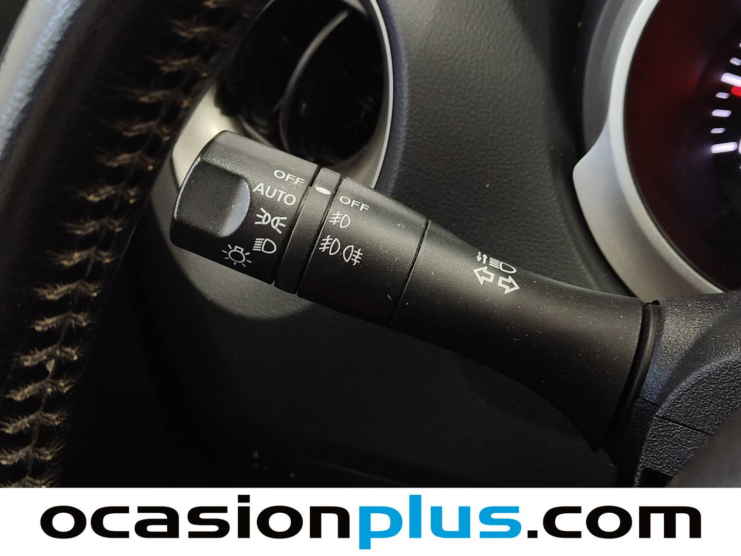 Extras y acabados del Nissan JUKE Nissan Juke 1.6 Tekna Premium CVT 4X2 (117 CV)