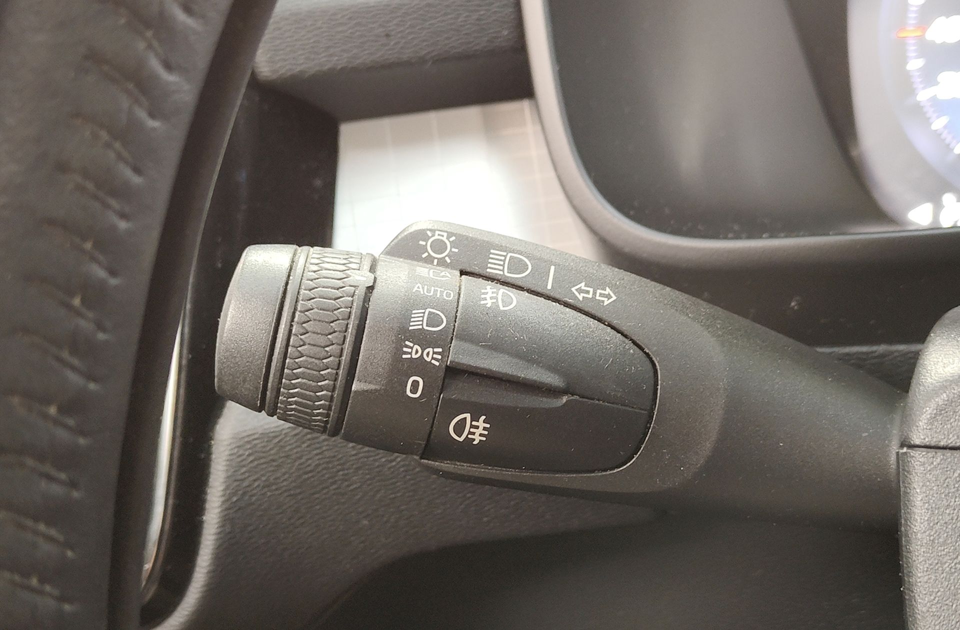 Volvo XC40 D3 Business Plus - foto 26