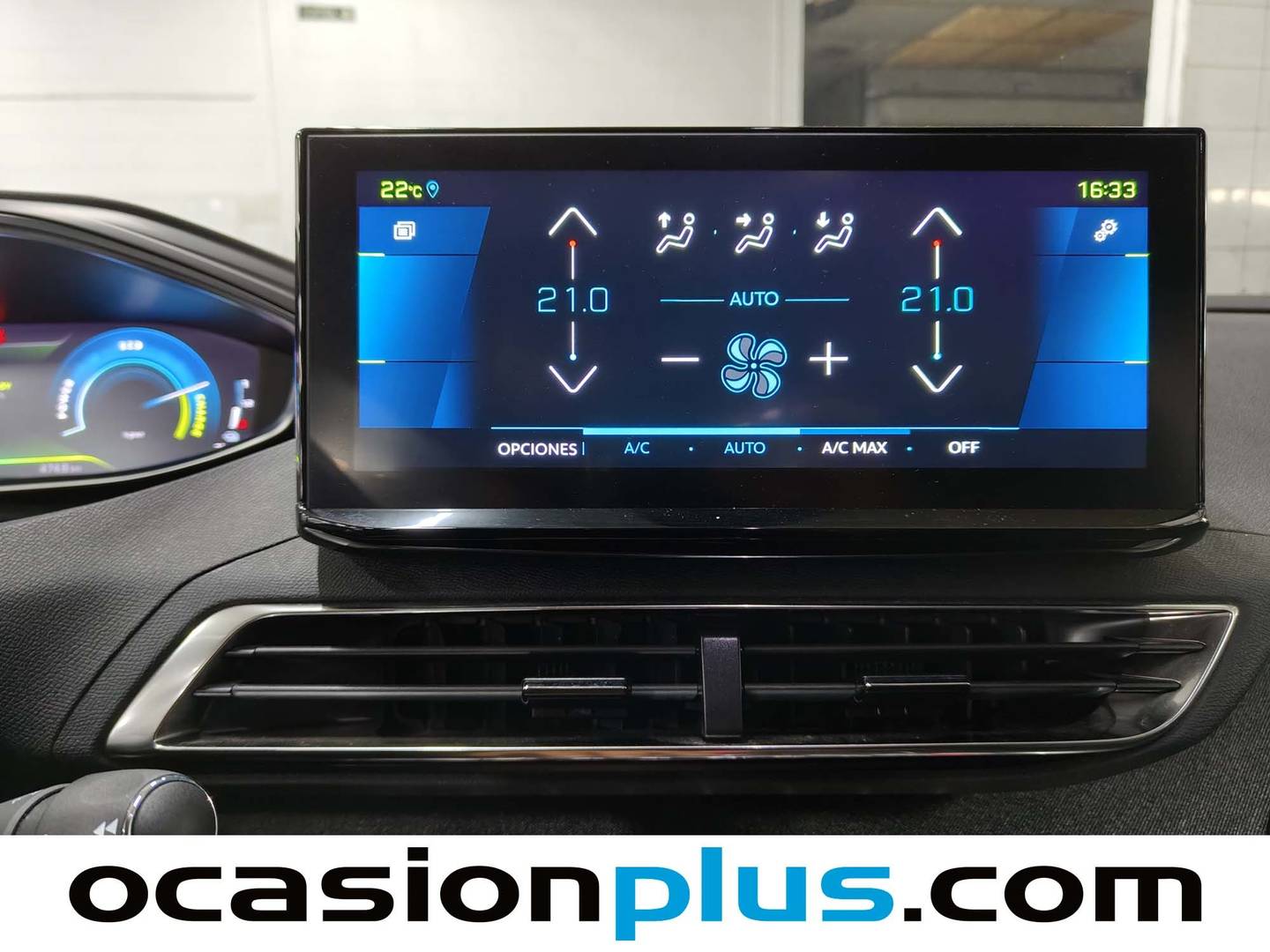 Foto Peugeot 3008 Hybrid Peugeot 3008 Hybrid 300 Allure Pack e-EAT8 (300 CV)