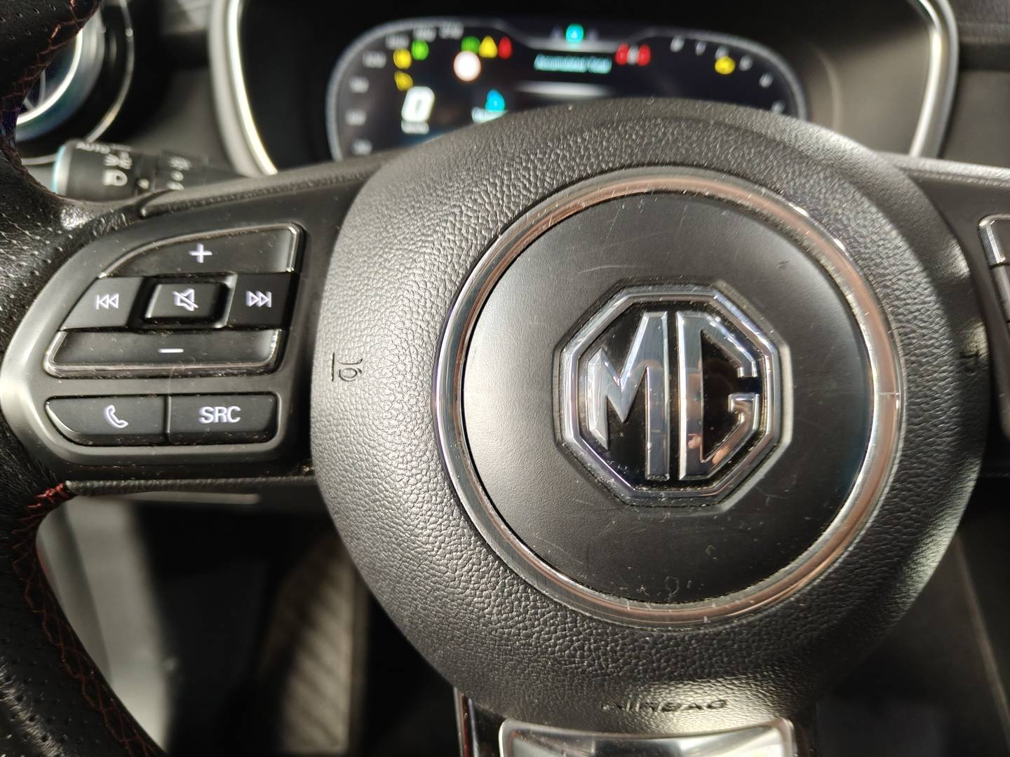 Foto MG HS MG HS 1.5 Turbo GDI Luxury (162 CV)