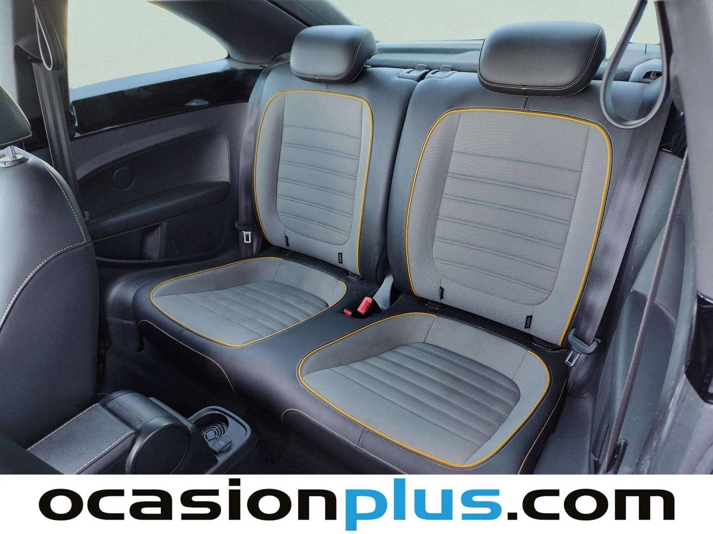 Foto asientos traseros Volkswagen Beetle Volkswagen Beetle Dune 1.4 TSI BMT (150 CV) DSG