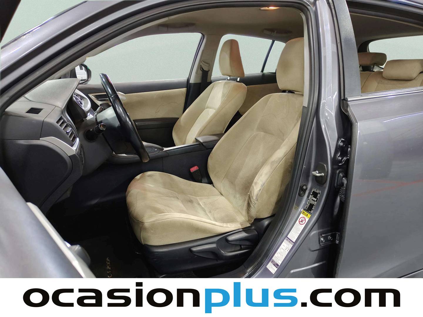 Foto asientos traseros Lexus CT Lexus CT CT 200h Pack Hybrid Drive (136 CV)