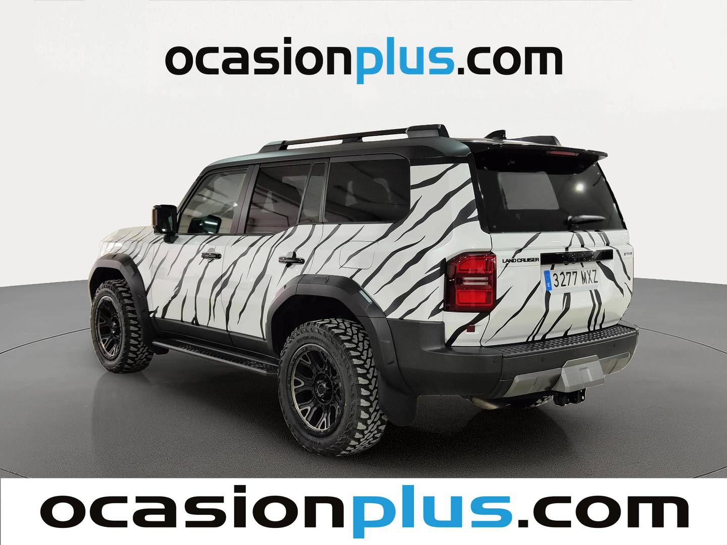 Foto trasera Toyota Land Cruiser Toyota Land Cruiser 2.8 D-4D VXL Auto (204 CV) 7 Plazas izquierda