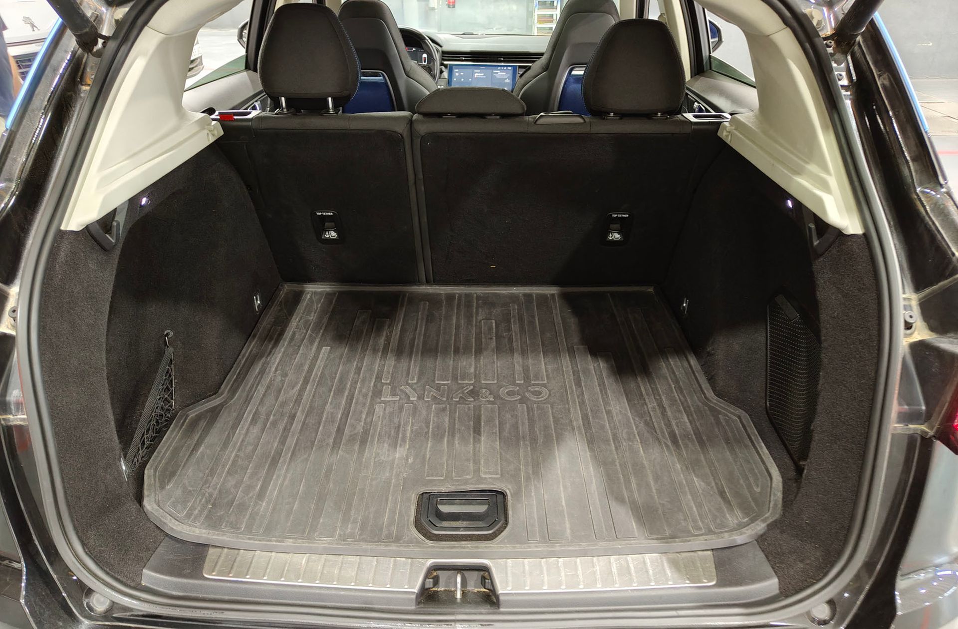 Lynk & Co 01 1.5 PHEV - foto 19