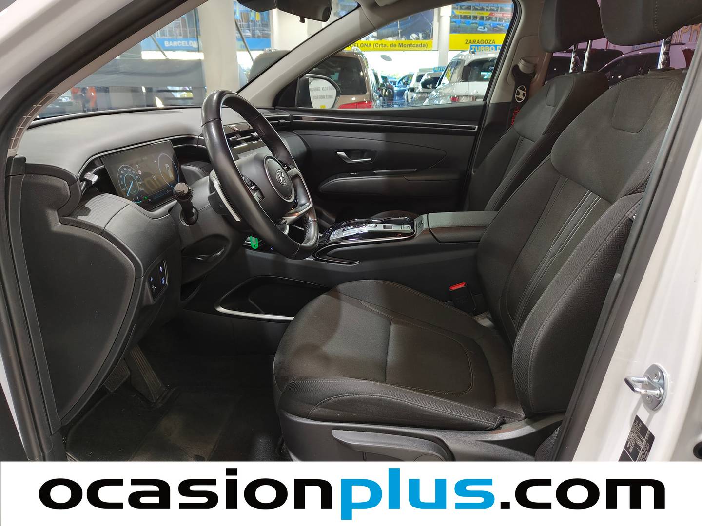 Foto asientos delanteros Hyundai Tucson Hyundai Tucson 1.6 TGDI HEV Maxx Auto (230 CV)