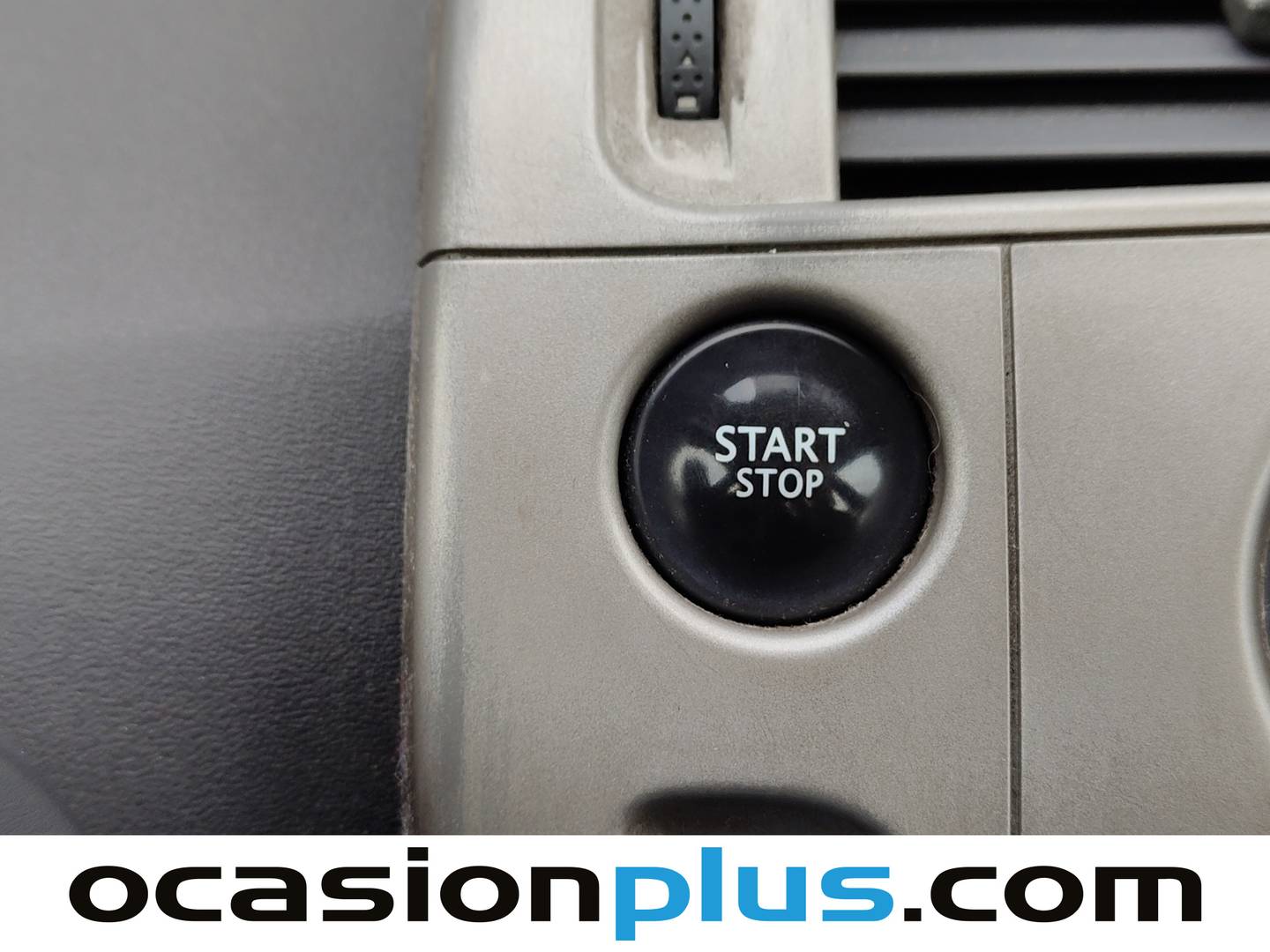 Equipamiento del Renault Scénic Renault Scenic 1.5 dCi Emotion (105 CV)