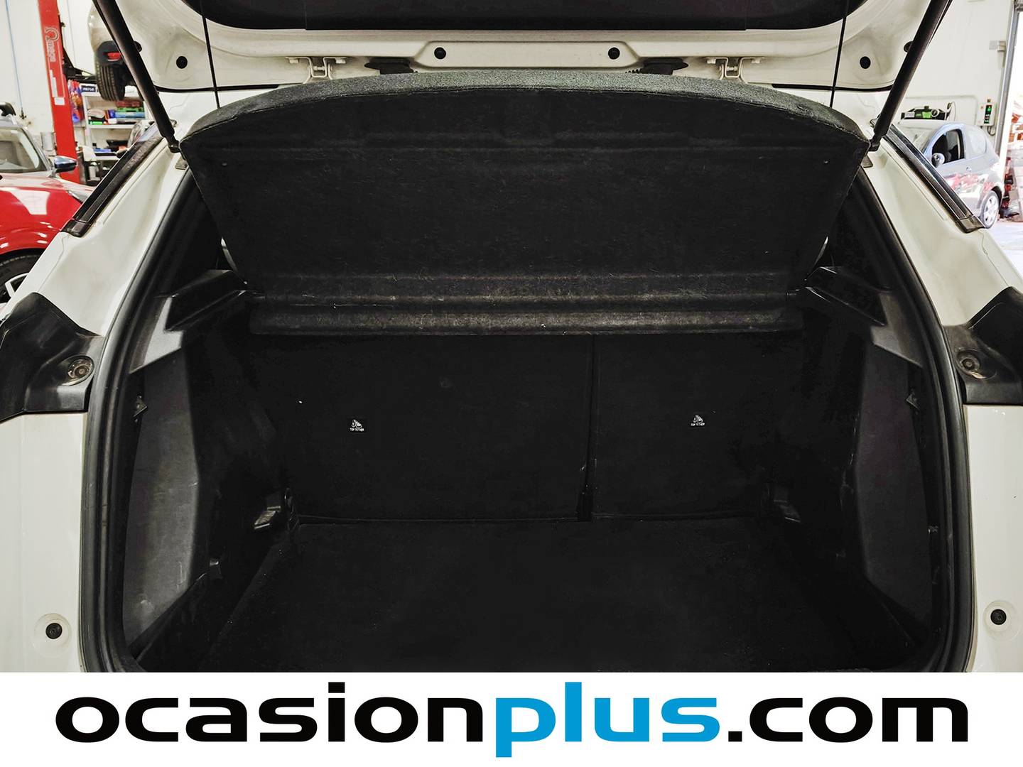 Fotos maletero Peugeot 2008 Peugeot 2008 PureTech 100 S&S Active (100 CV)