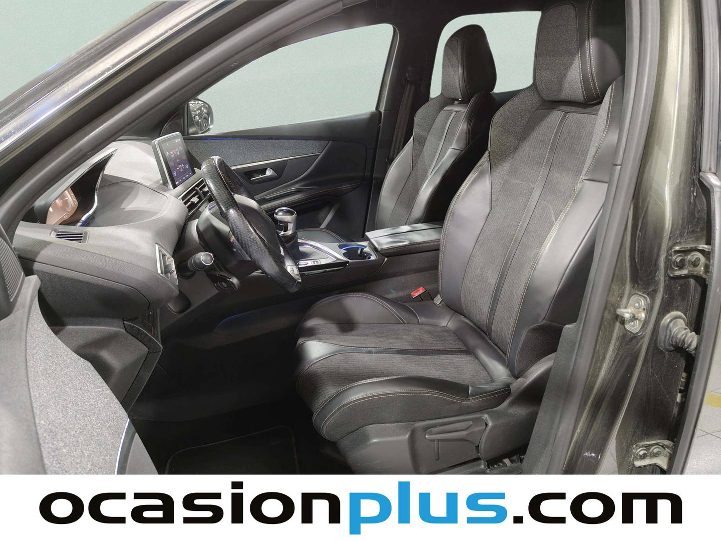 Foto asientos delanteros Peugeot 3008 Peugeot 3008 BlueHDI 130 S&S GT Line (130 CV)