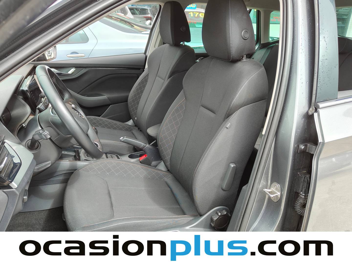 Foto asientos delanteros Skoda Kamiq Skoda Kamiq 1.5 TSI Ambition (150 CV)