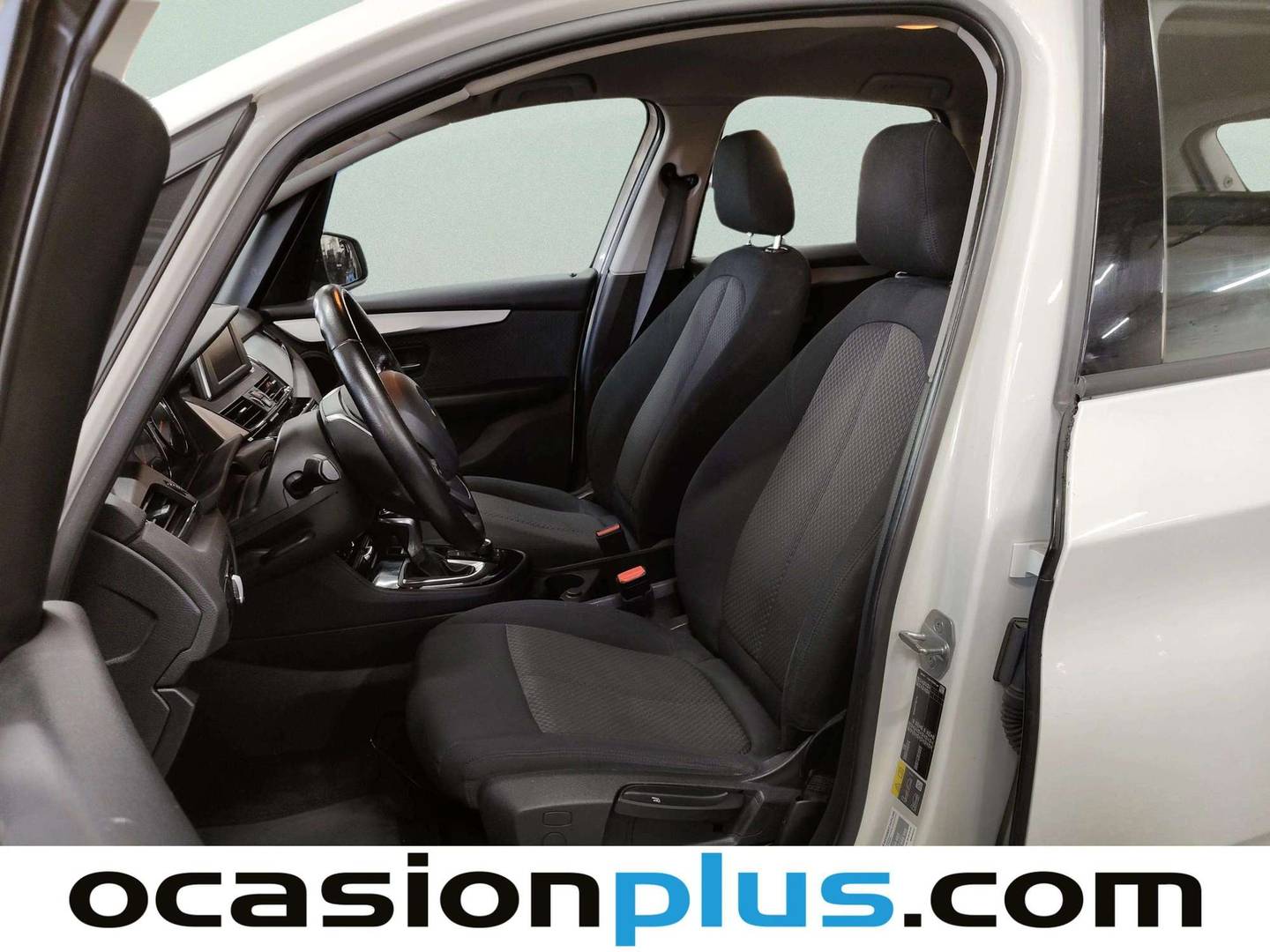 Foto asientos delanteros BMW Serie 2 Active Tourer BMW Serie 2 225xe iPerformance Active Tourer (224 CV)