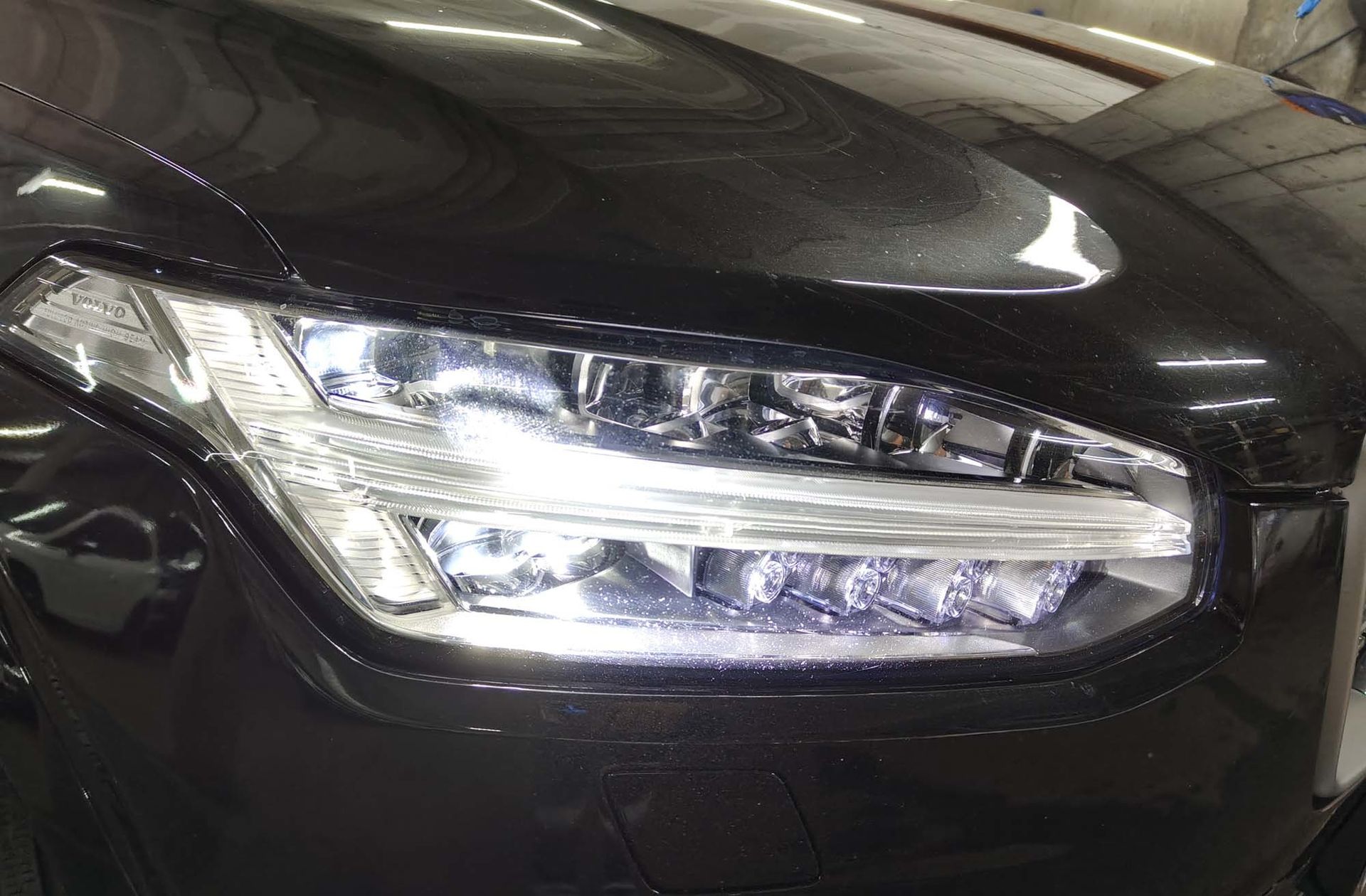 Volvo XC90 D5 R-Design AWD 7 plazas - foto 17