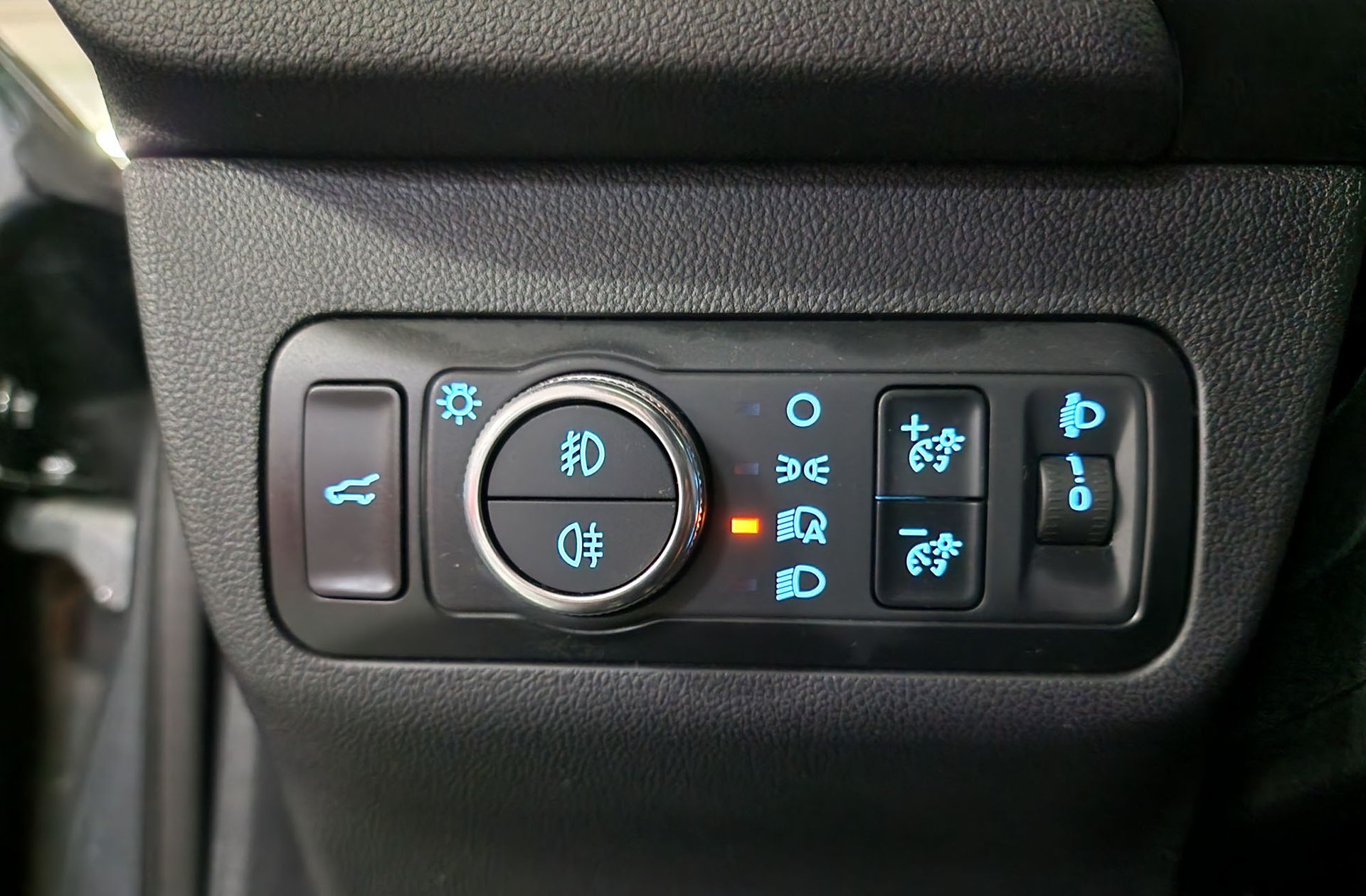 Ford Kuga 1.5T EcoBoost ST-Line X 4x2 - foto 28