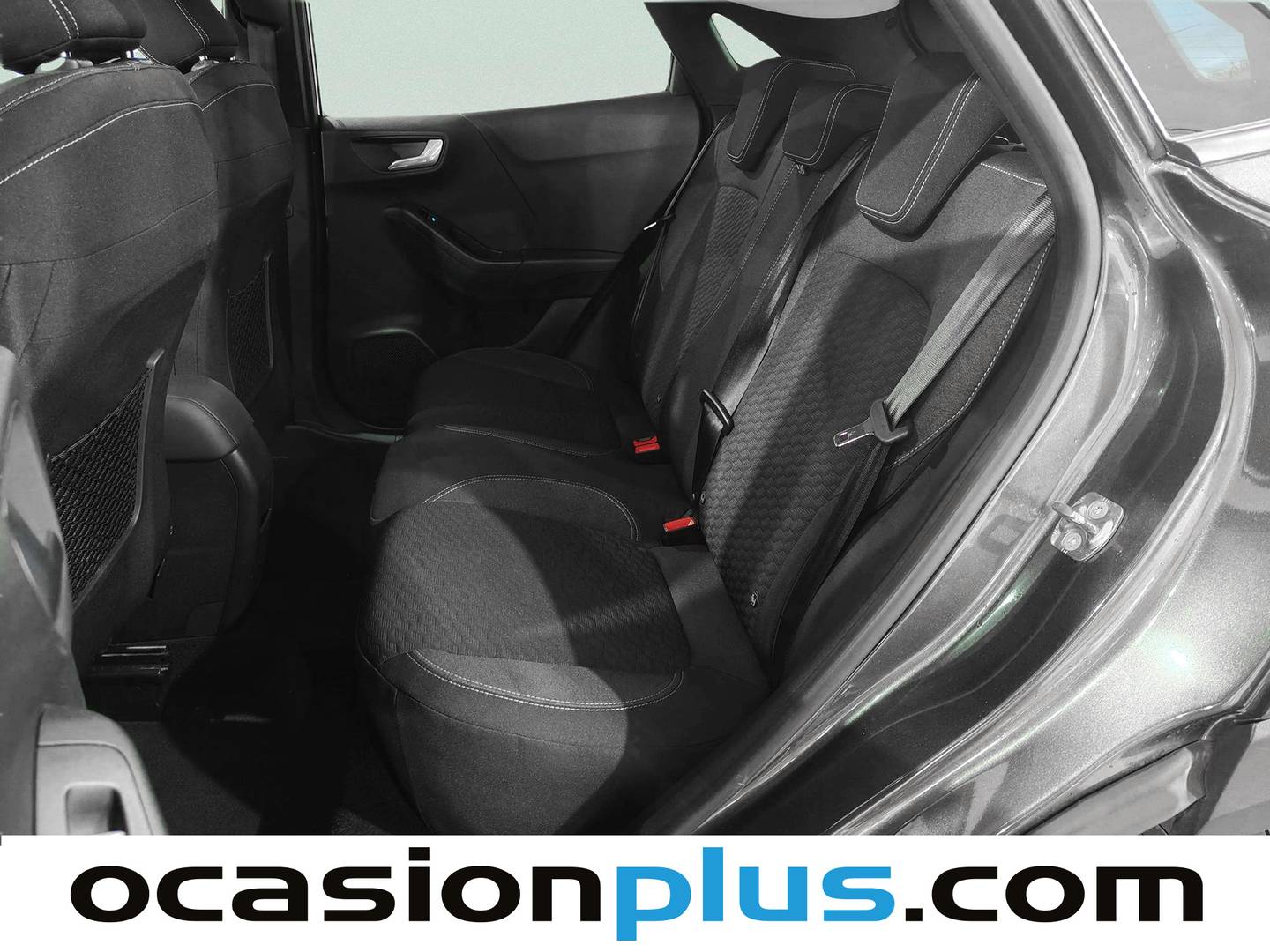 Foto asientos traseros Ford Puma Ford Puma 1.0 EcoBoost MHEV Titanium Auto (125 CV)