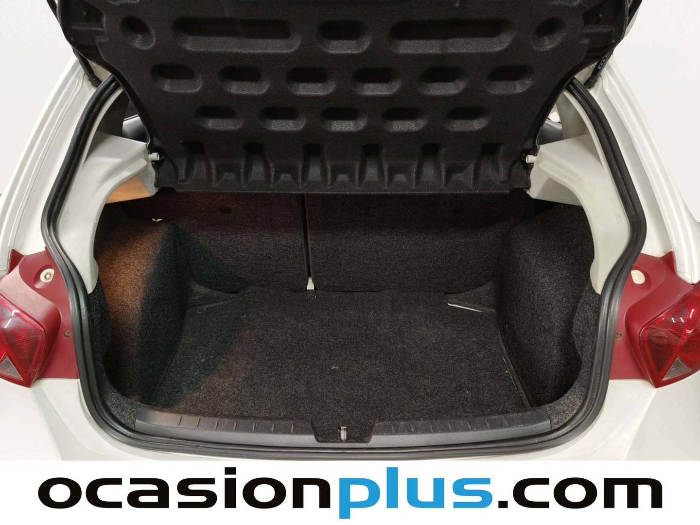 Fotos maletero Seat Ibiza Seat Ibiza 1.6 TDI DPF Style (90 CV)