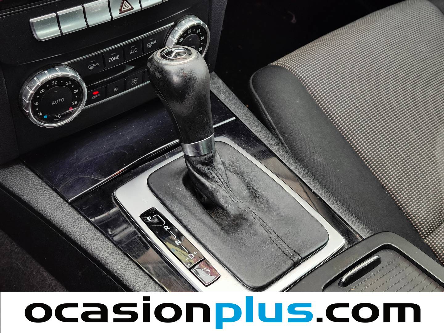 Foto Mercedes Clase C Mercedes-Benz Clase C 180 CGI BE Blue Efficiency Edition  (156 CV)