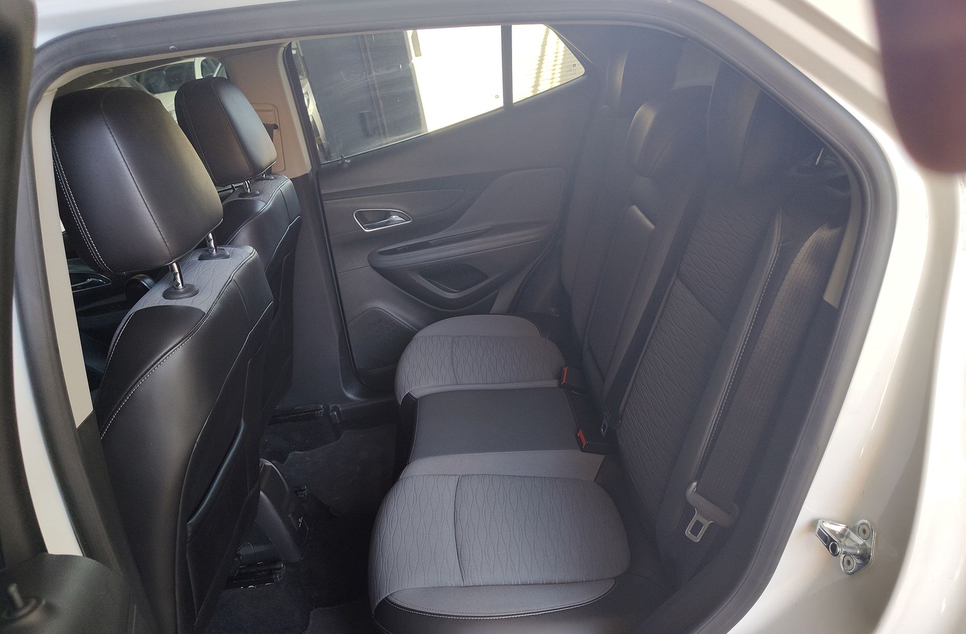Opel Mokka 1.7 CDTi Excellence 4x2 - foto 12