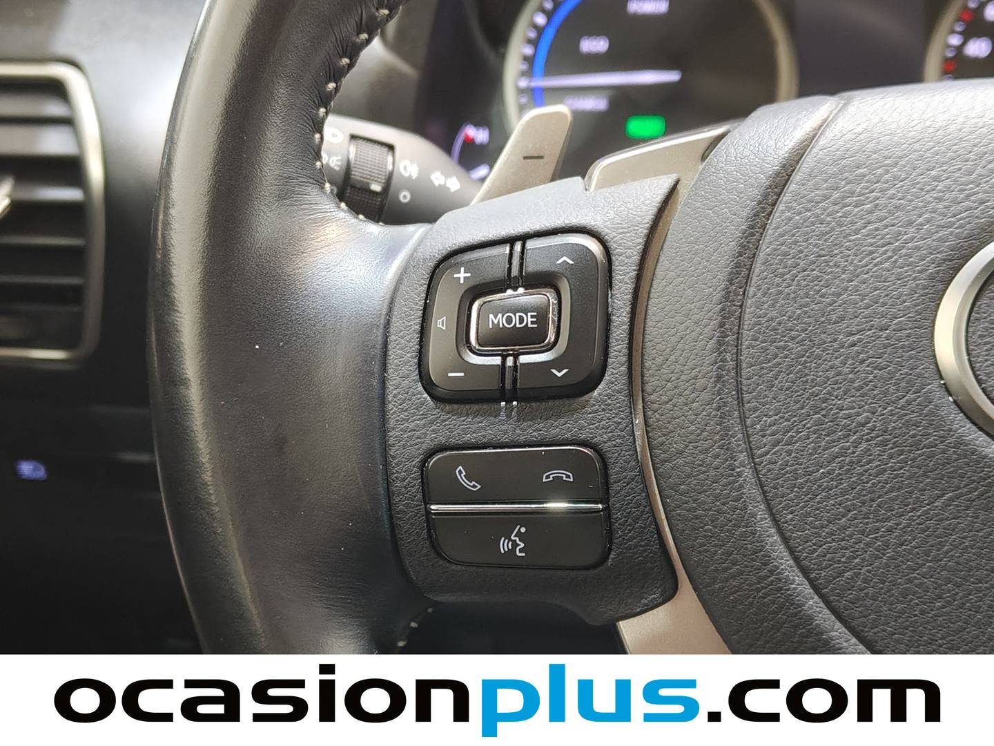 Foto Lexus NX Lexus NX 300h Premium 2WD (197 CV)