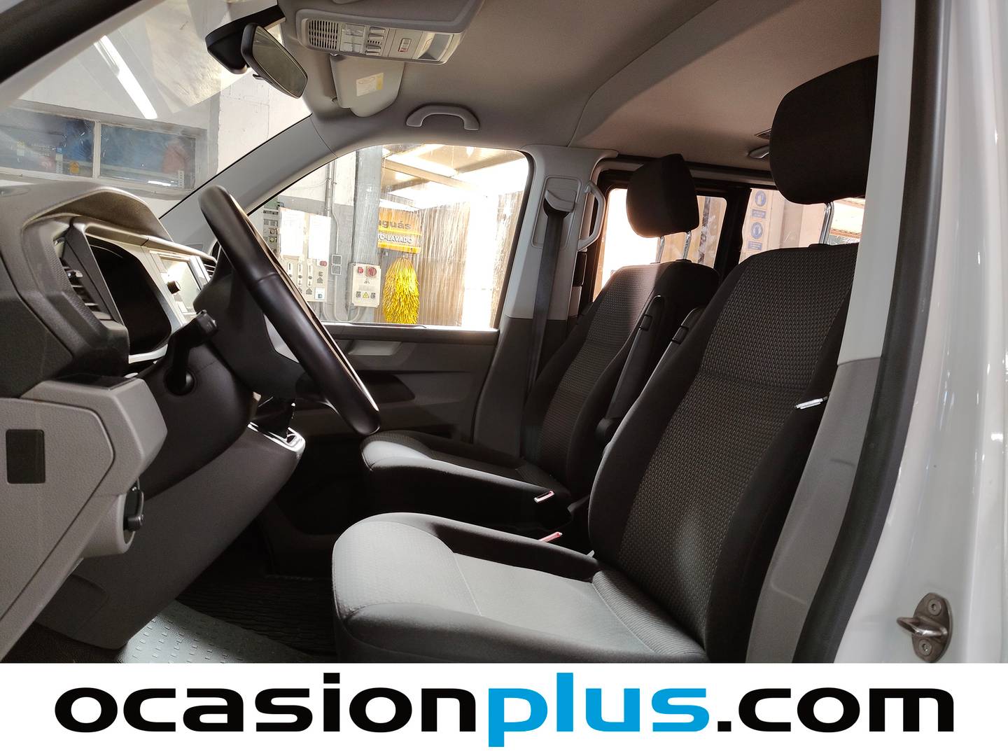 Foto asientos traseros Volkswagen Caravelle Volkswagen Caravelle Origin Batalla Corta 2.0 TDI BMT (110 CV) 8 Plazas