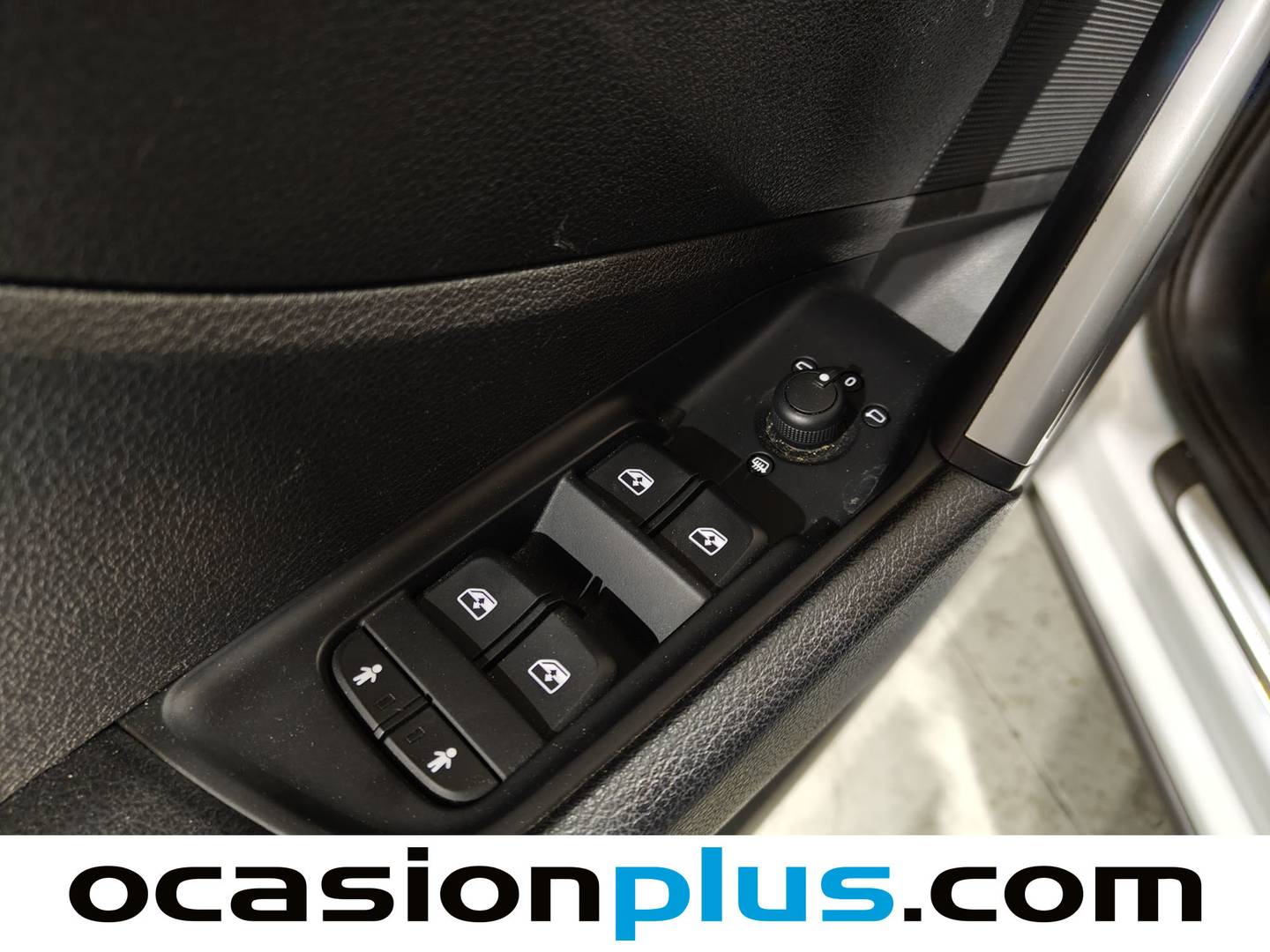 Foto Audi Q2 Audi Q2 Advanced 30 TDI  (116 CV)