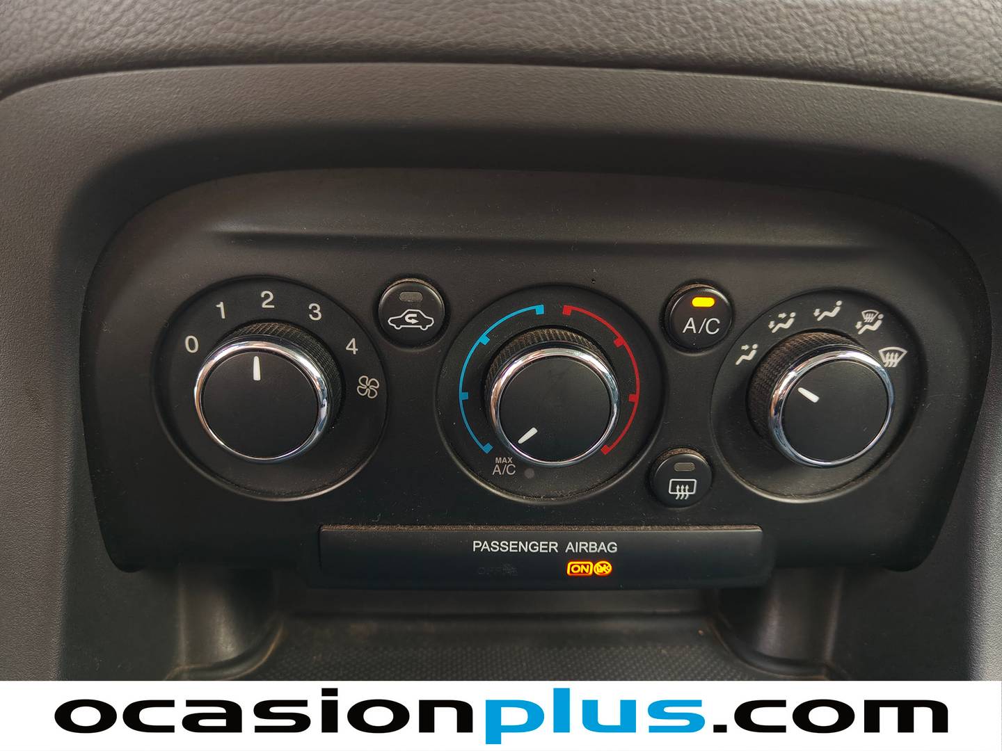 Equipamiento del Ford Ka+ Ford Ka+ 1.2 Ti-VCT Essential (70 CV)