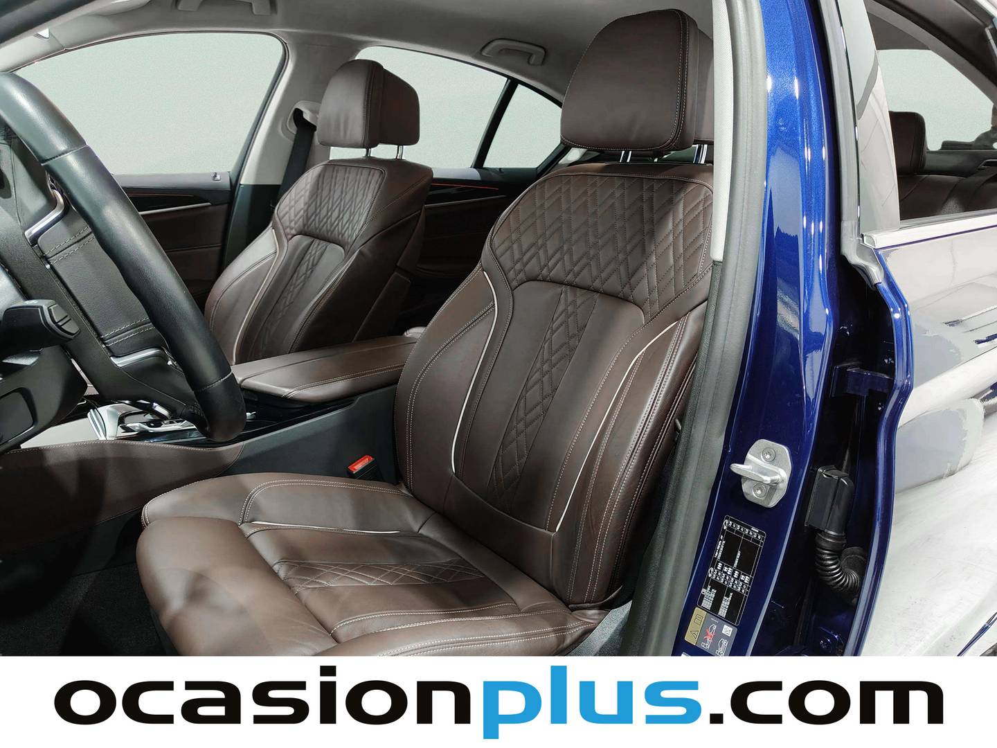 Foto asientos delanteros BMW Serie 5 BMW Serie 5 530e iPerformance (252 CV)