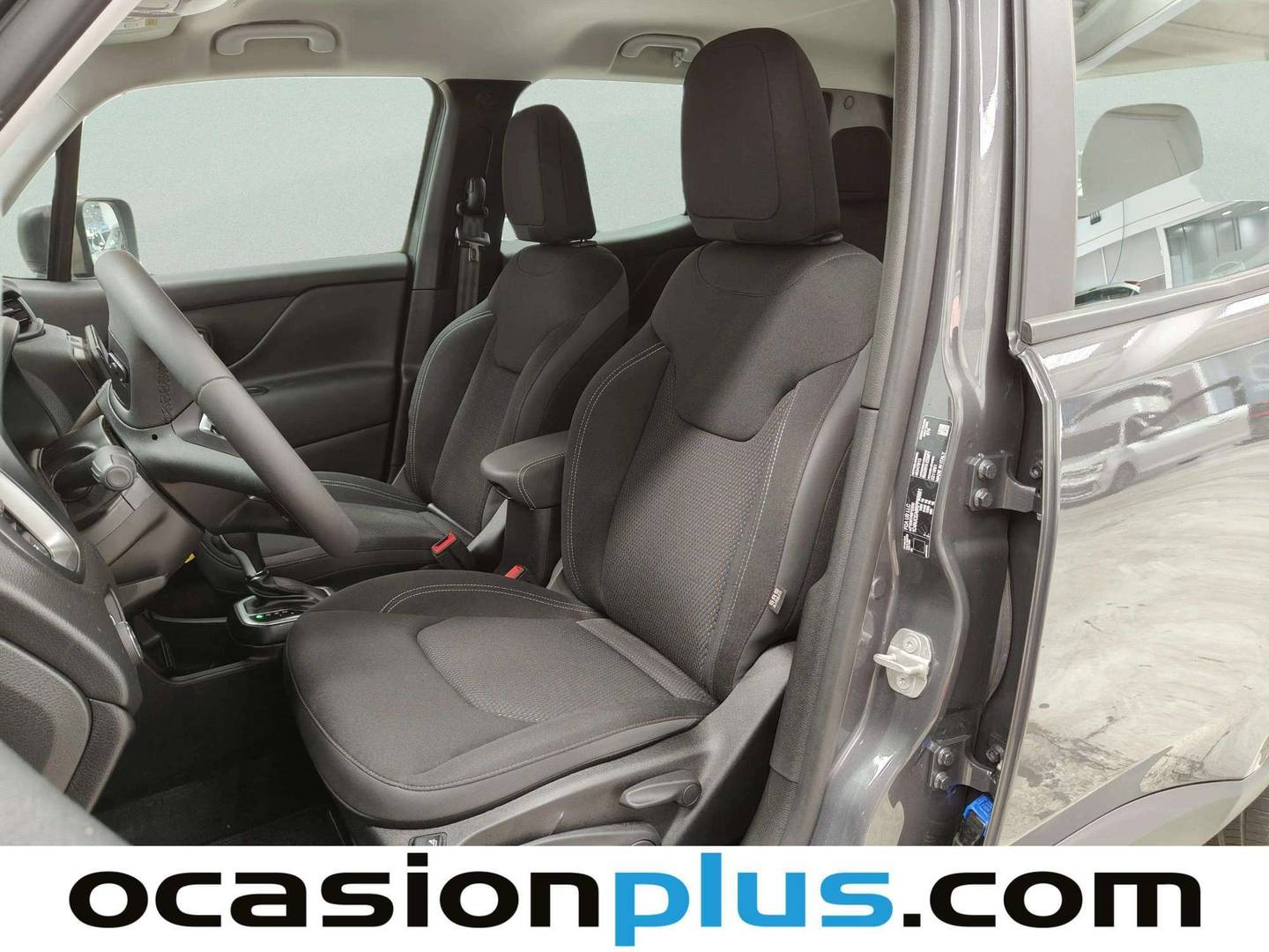 Foto asientos delanteros Jeep Renegade Jeep Renegade eHybrid 1.5 Limited ATX (130 CV)