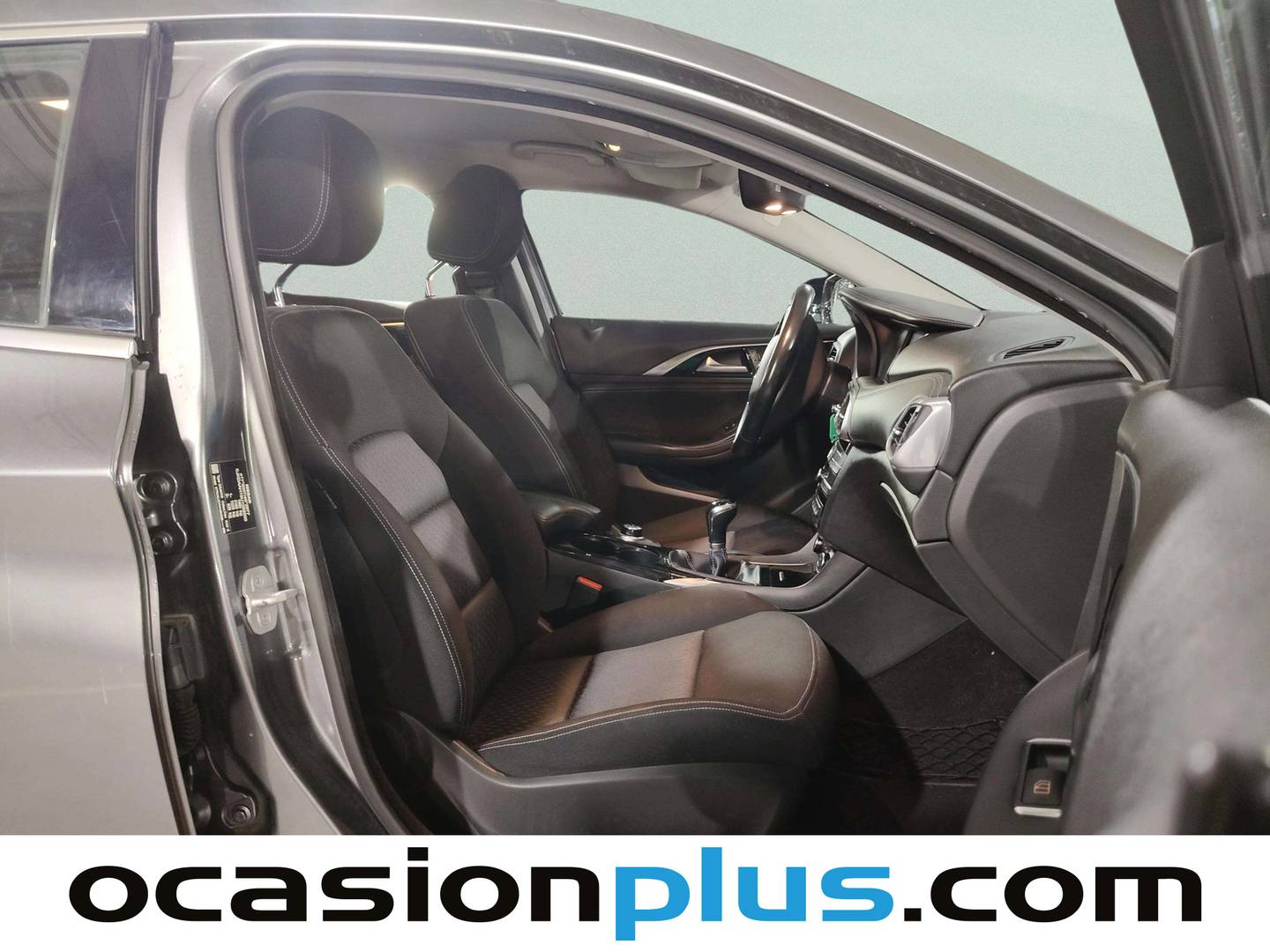 Infiniti Q30 Infiniti Q30 1.5 D Premium (109 CV) manual