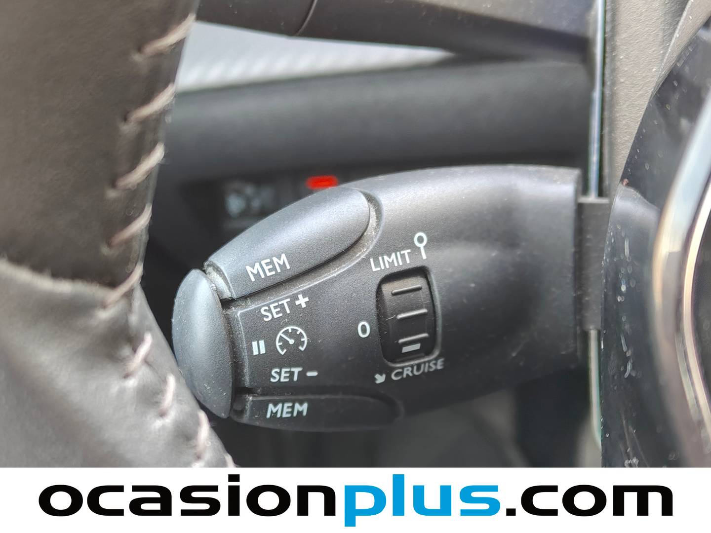 Equipamiento del Peugeot 208 Peugeot 208 BlueHDi 100 Active (100 CV)