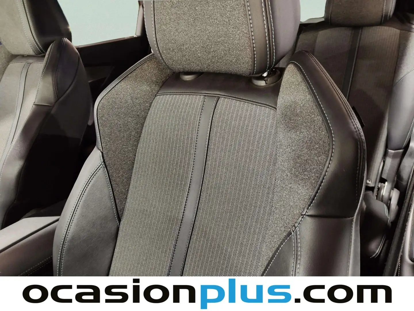 Foto Peugeot 5008 Peugeot 5008 PureTech 130 S&S Allure Pack EAT8 (130 CV) 7 Plazas