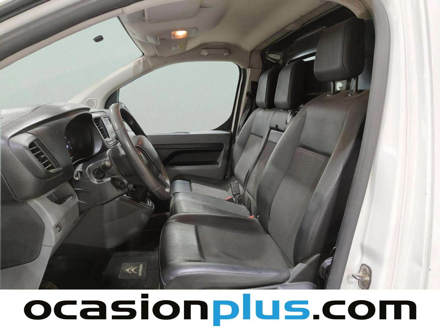 Foto asientos delanteros Citroën Jumpy Citroën Jumpy Furgon BlueHDI 120 Talla M Club (122 CV)