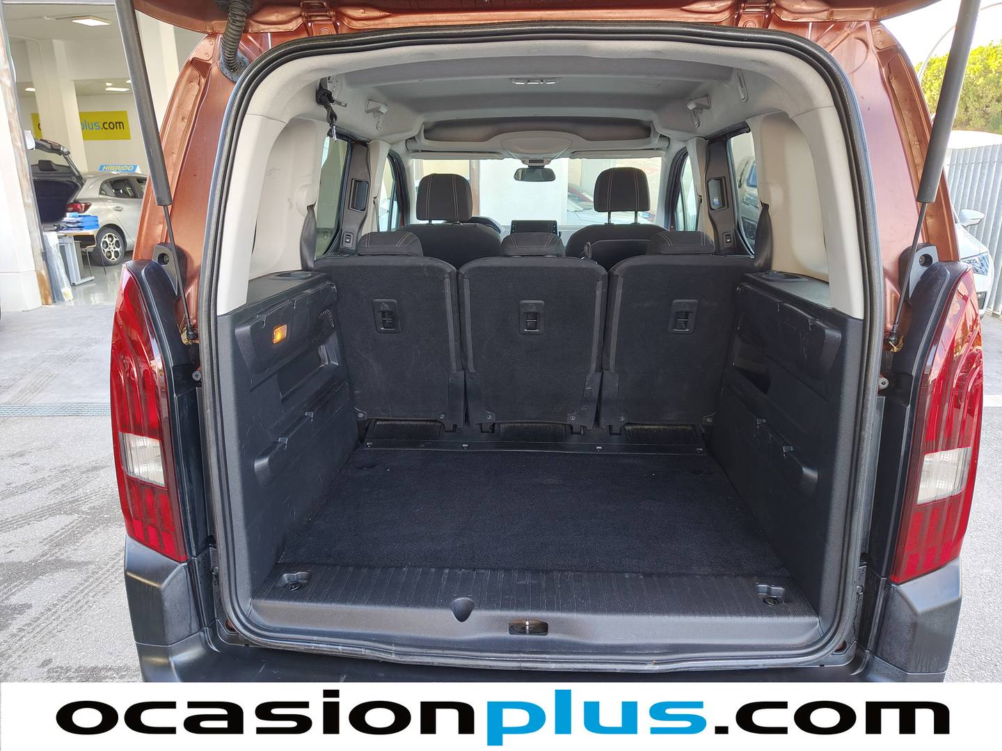 Foto Peugeot Rifter Peugeot Rifter BlueHDi 100 GT Line Standard (100 CV)