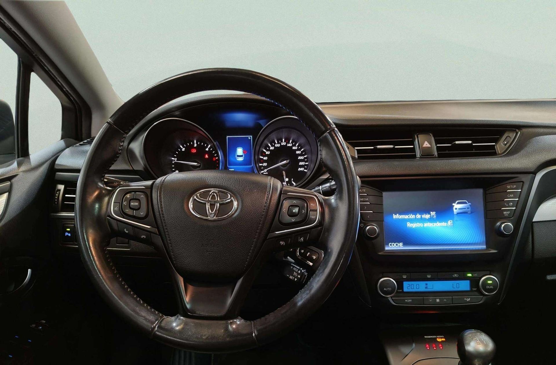 Toyota Avensis 150D Touring Sports Executive TS - foto 23