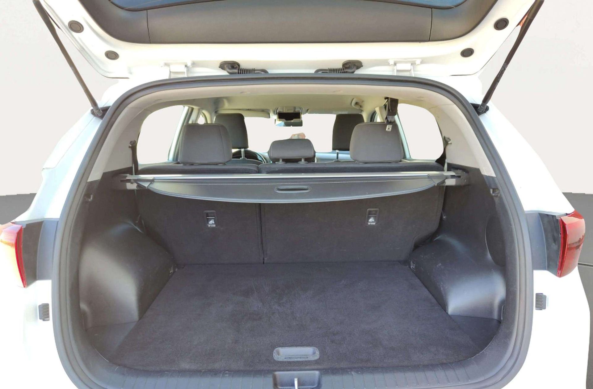 Kia Sportage 1.7 CRDi VGT Eco-Dynamics Concept 4x2 - foto 12