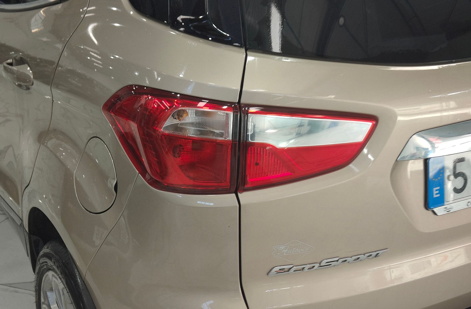 Ford EcoSport 1.0T EcoBoost Titanium - foto 15