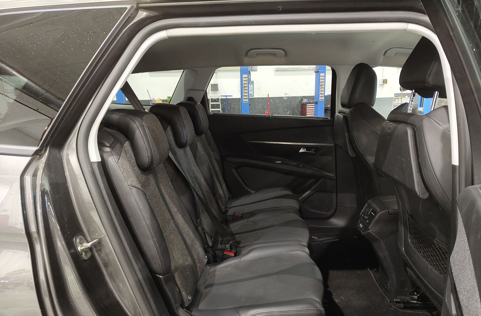 Peugeot 5008 BlueHDi 130 Allure 7 plazas - foto 19