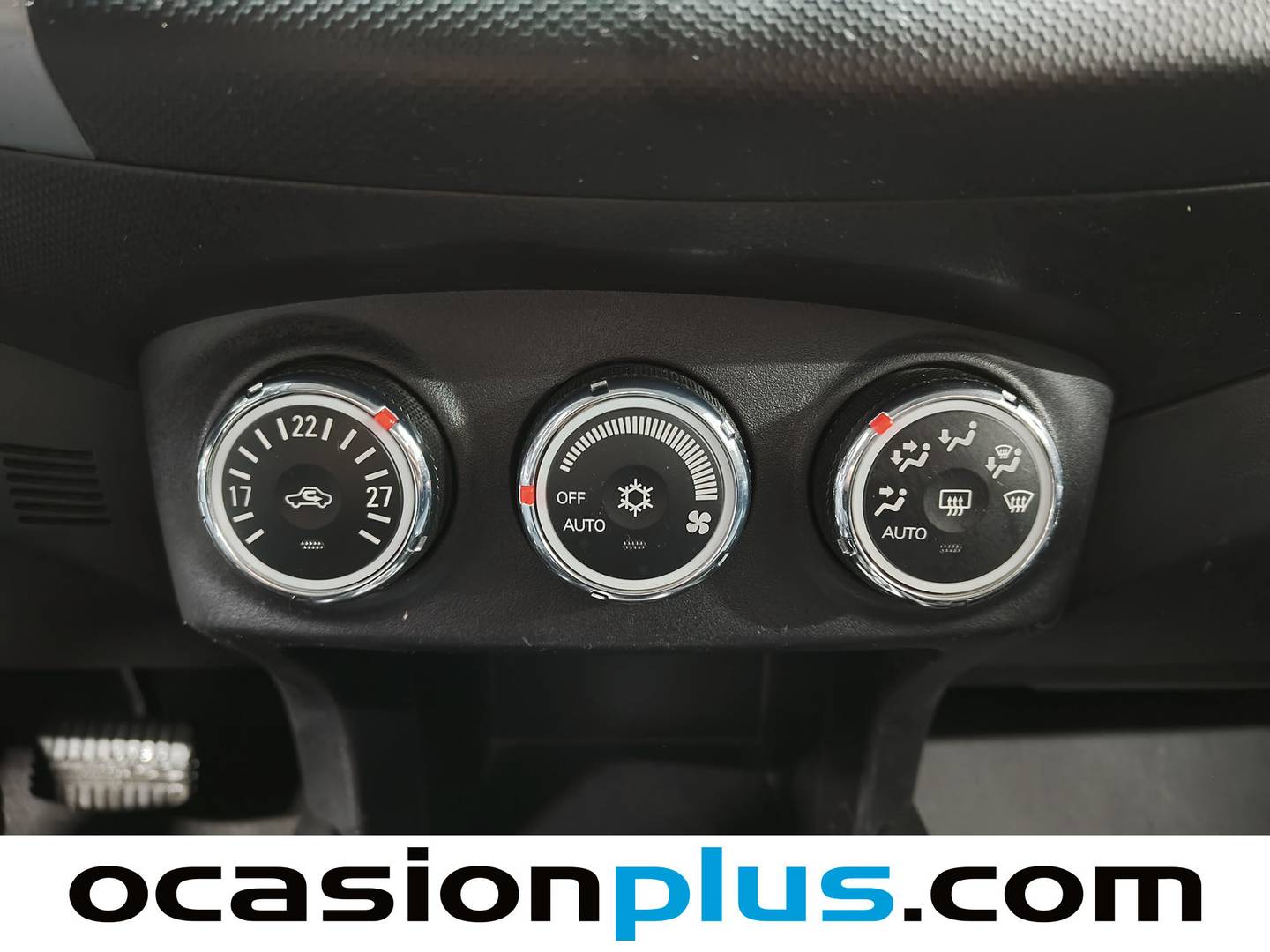 Foto Mitsubishi Outlander Mitsubishi Outlander 2.2 DI-D TC-SST Motion (156 CV) 7 Plazas