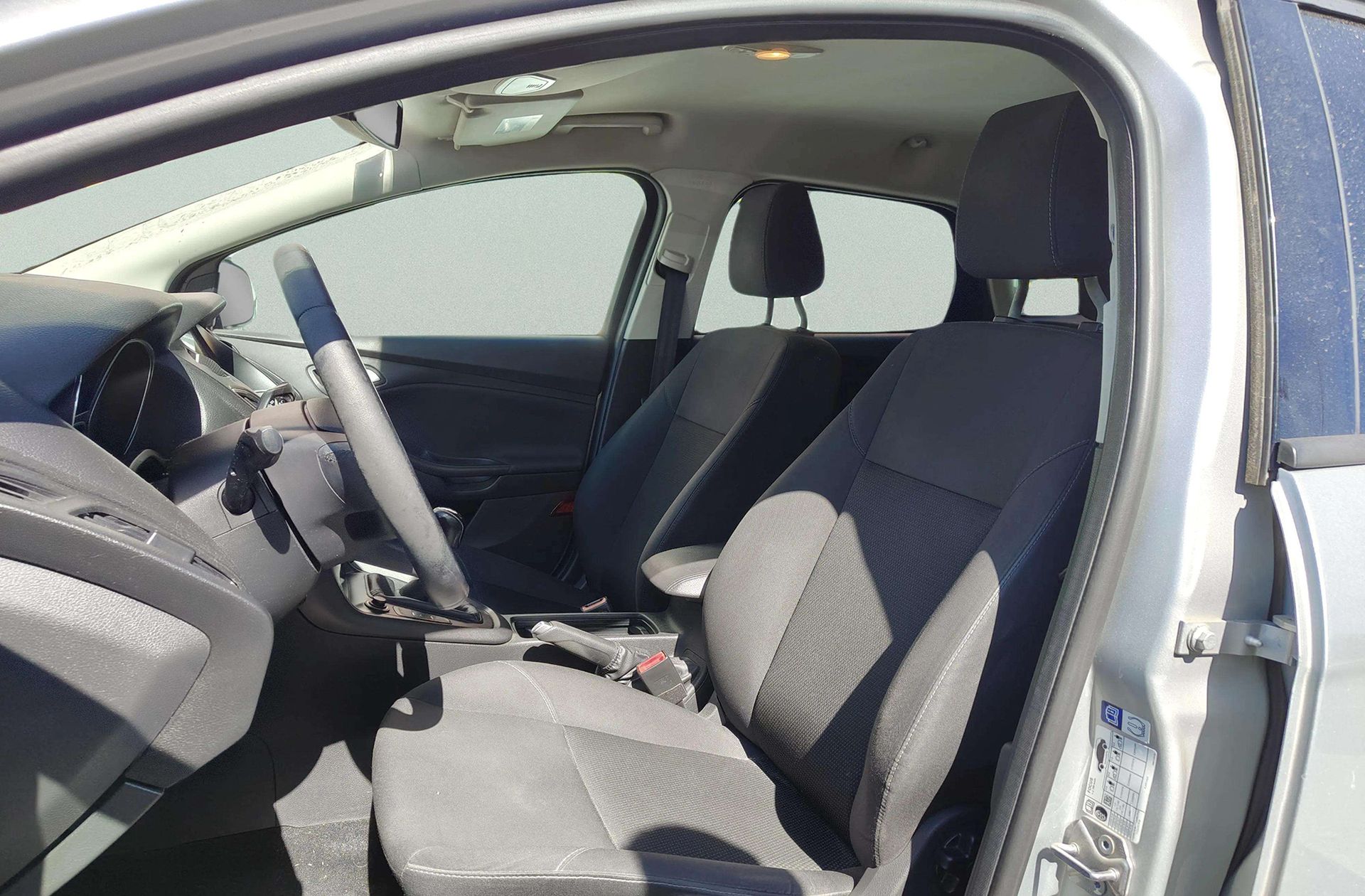 Ford Focus SportBreak 1.0 EcoBoost Business - foto 10