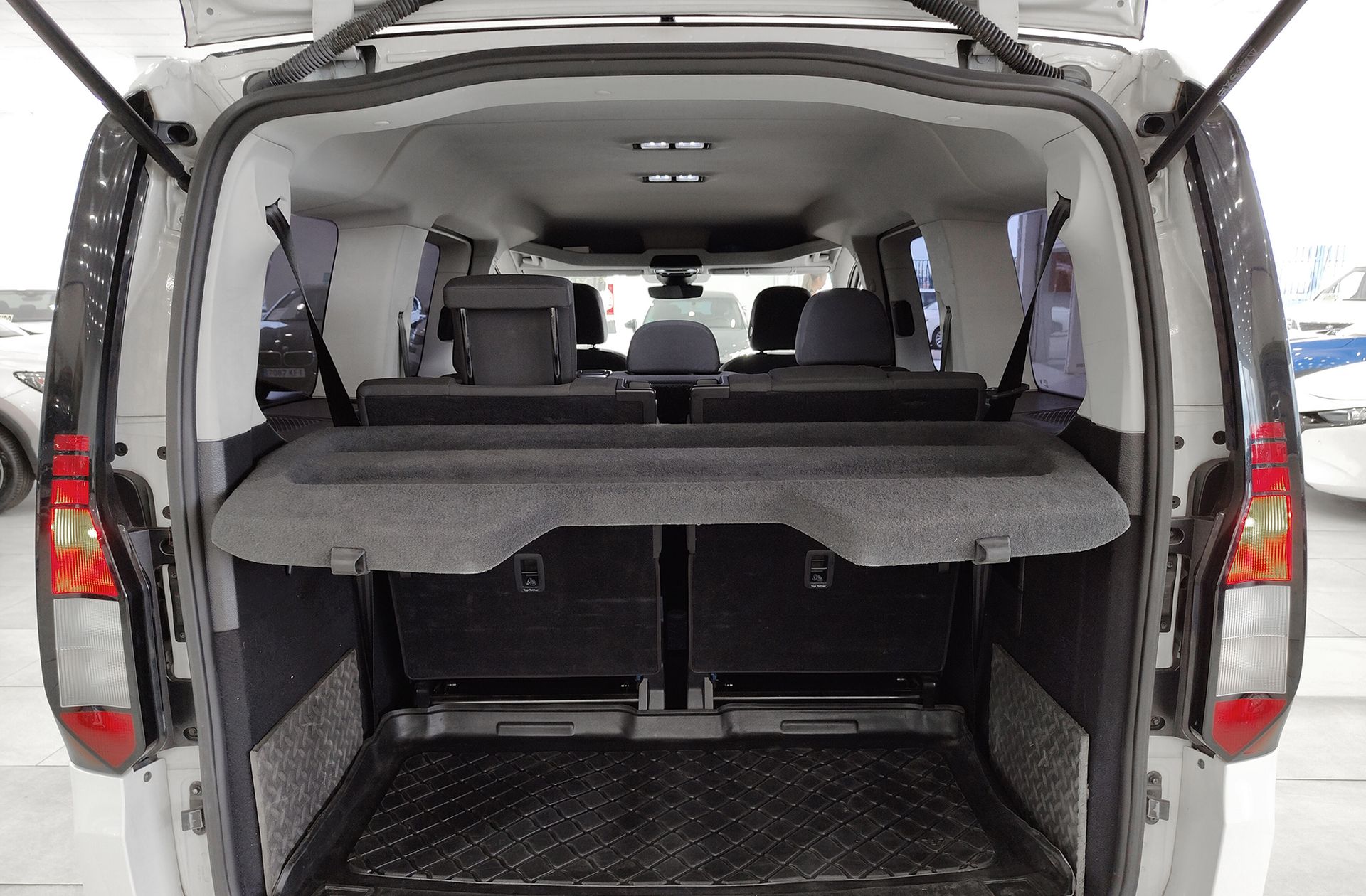 Volkswagen Caddy Maxi Origin 2.0 TDI DSG 7 plazas - foto 15