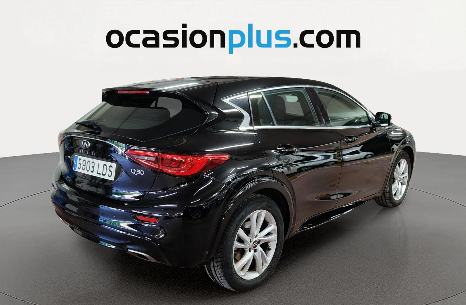 Infiniti Q30 1.6T Premium - foto 4