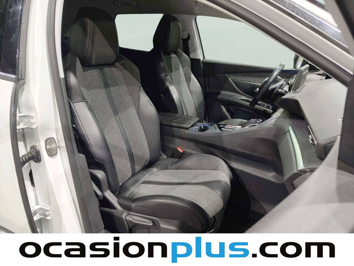 Foto Peugeot 3008 Peugeot 3008 BlueHDi 120 S&S Allure EAT6 (120 CV)