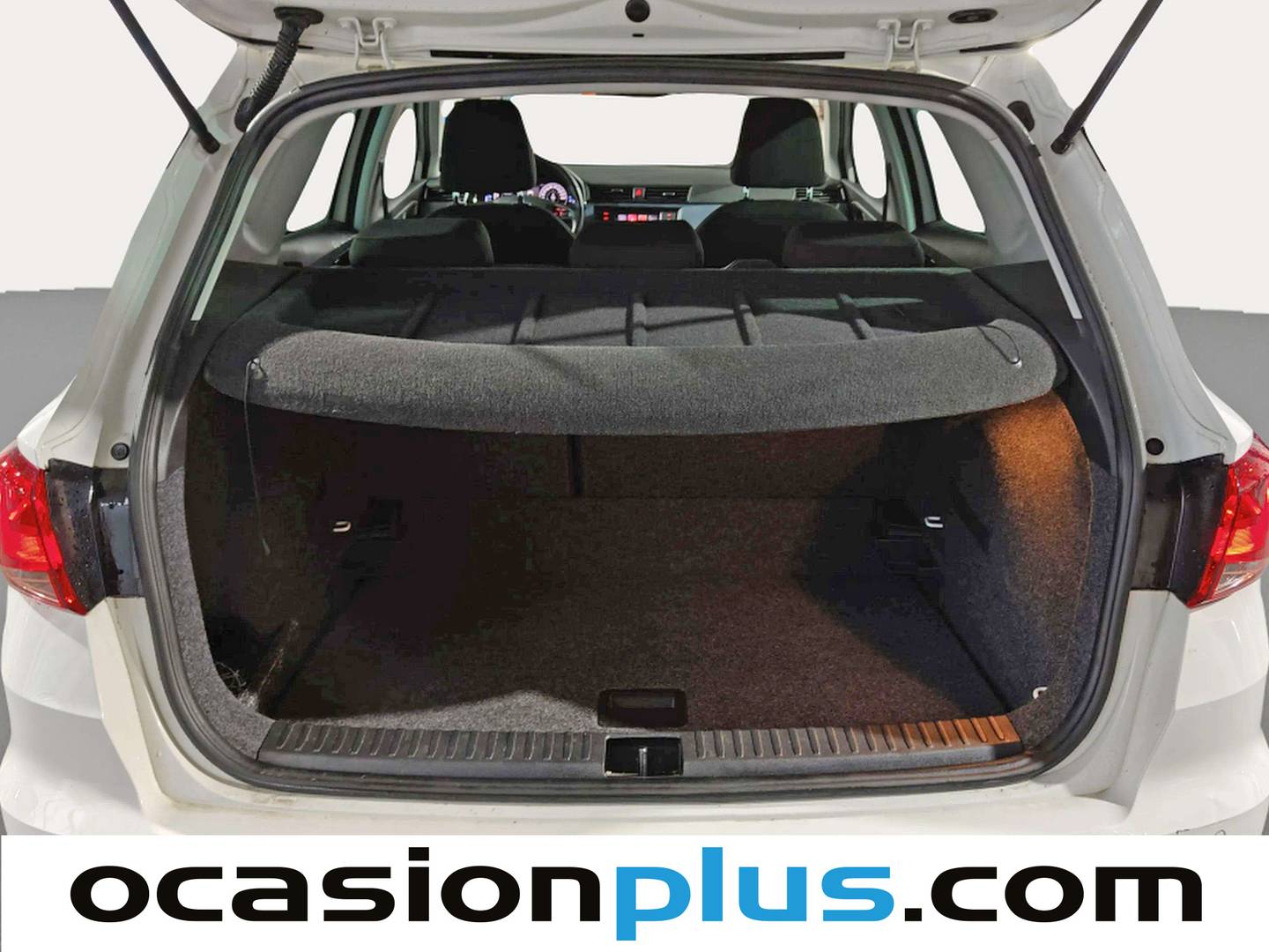 Foto Seat Arona SEAT Arona 1.0 TSI Ecomotive S&S Style Edition (95 CV)