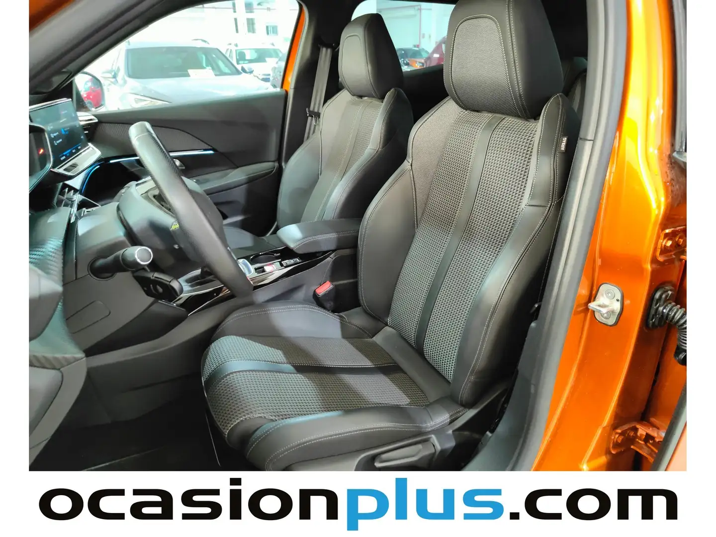 Foto Peugeot 2008 Peugeot 2008 PureTech 130 GT (130 CV)