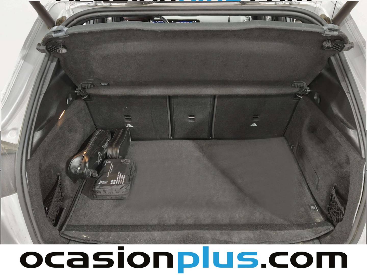 Foto Mercedes GLA Mercedes-Benz GLA 180 (136 CV) Pack AMG