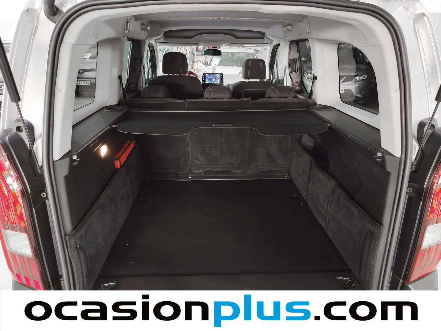 Foto Peugeot Rifter Peugeot Rifter GT Line Long BlueHDi (130 CV)