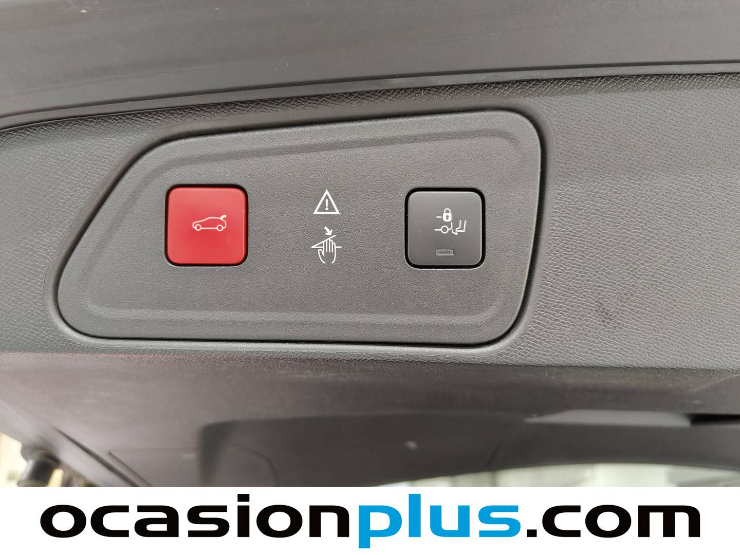 Foto Peugeot 3008 Peugeot 3008 BlueHDi 180 S&S GT EAT6  (180 CV)